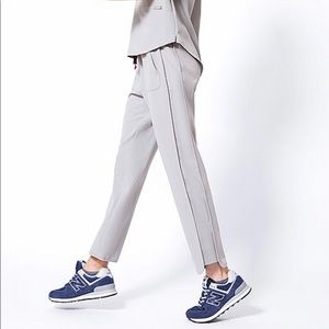 FIGS Prestea - Scrub Pant in color cement